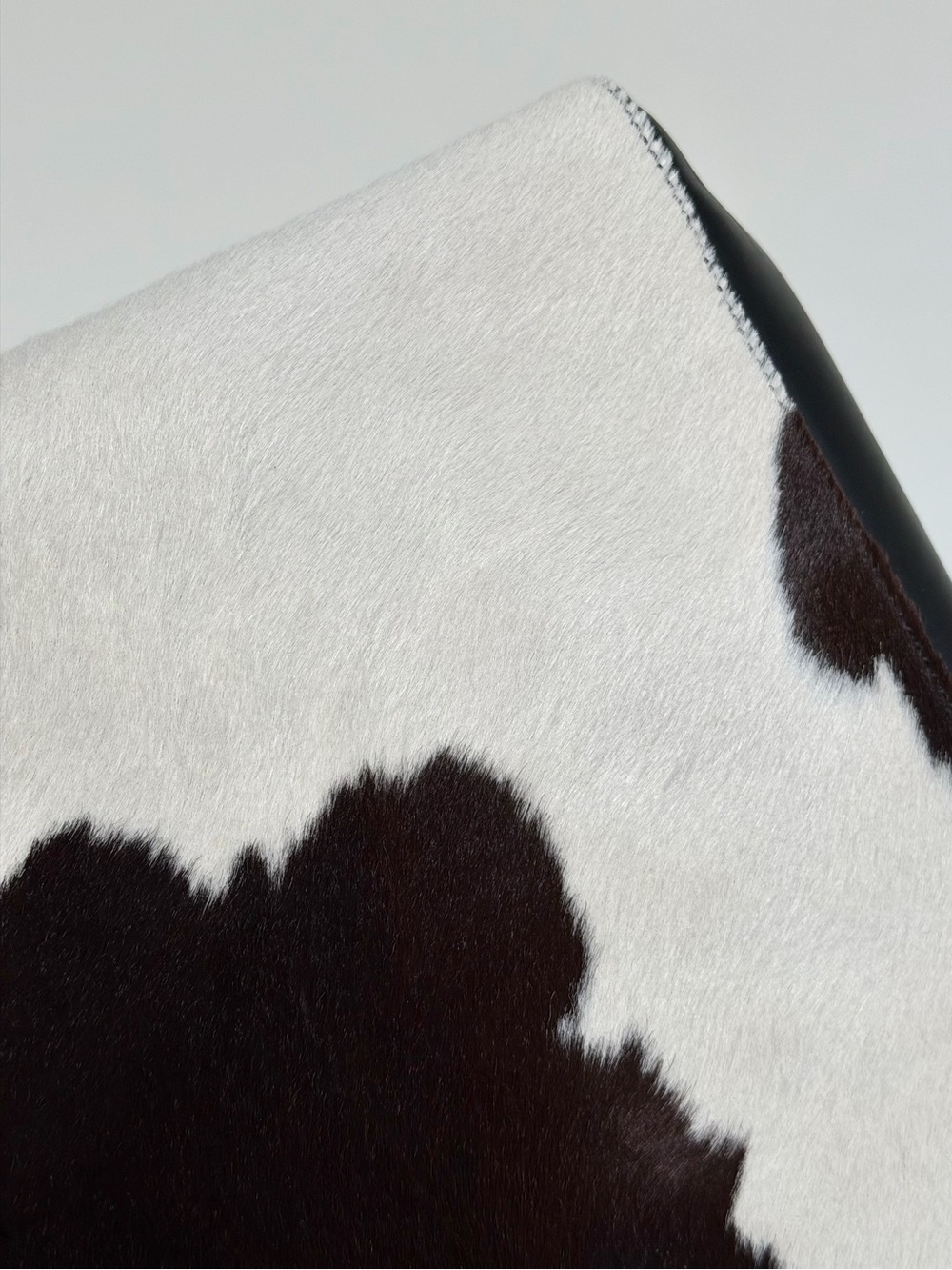Givenchy House de Givenchy Cow Print Bag - Picture 7 of 14